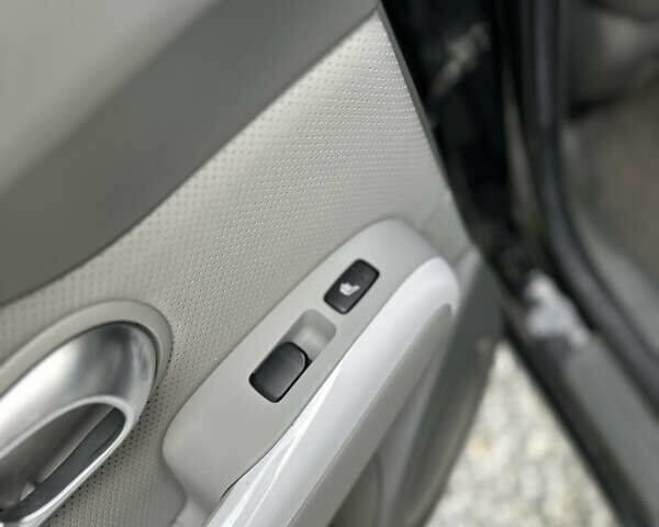 Черный Киа Soul, объемом двигателя 0 л и пробегом 98 тыс. км за 11200 $, фото 12 на Automoto.ua