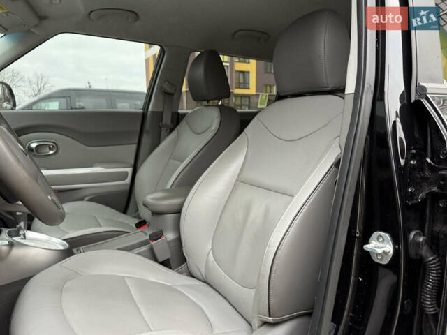 Черный Киа Soul, объемом двигателя 0 л и пробегом 132 тыс. км за 10500 $, фото 38 на Automoto.ua