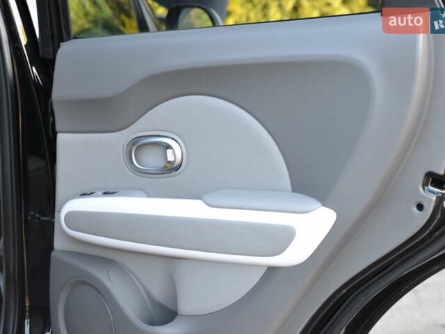 Чорний Кіа Soul, об'ємом двигуна 0 л та пробігом 110 тис. км за 10999 $, фото 21 на Automoto.ua