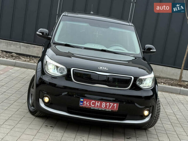 Черный Киа Soul, объемом двигателя 0 л и пробегом 132 тыс. км за 10500 $, фото 1 на Automoto.ua