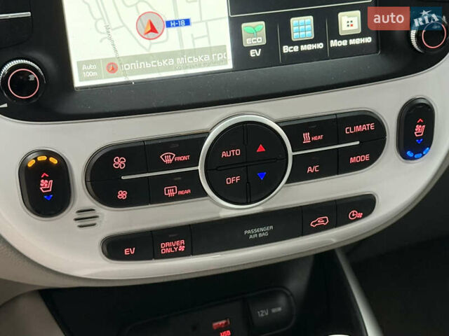 Черный Киа Soul, объемом двигателя 0 л и пробегом 132 тыс. км за 10500 $, фото 47 на Automoto.ua