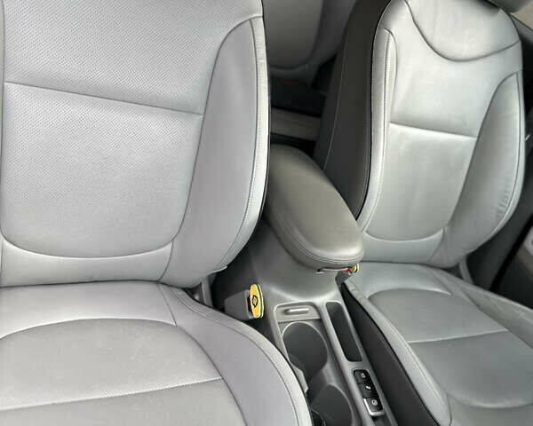 Черный Киа Soul, объемом двигателя 0 л и пробегом 98 тыс. км за 11200 $, фото 15 на Automoto.ua