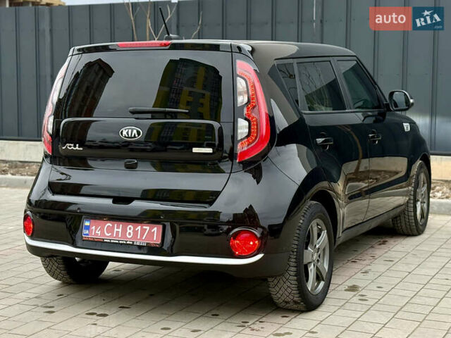 Черный Киа Soul, объемом двигателя 0 л и пробегом 132 тыс. км за 10500 $, фото 19 на Automoto.ua