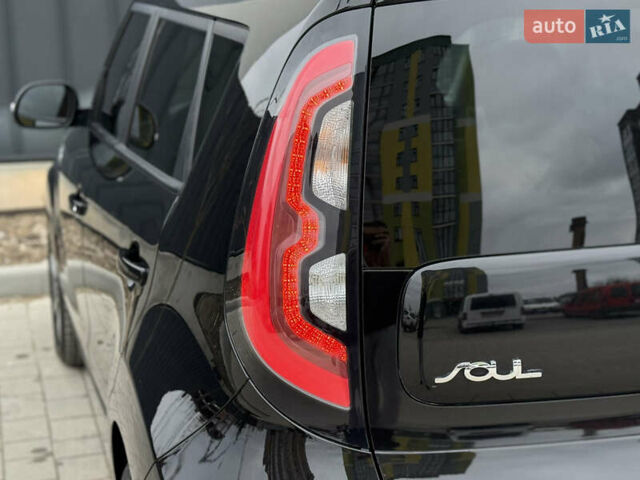 Черный Киа Soul, объемом двигателя 0 л и пробегом 132 тыс. км за 10500 $, фото 35 на Automoto.ua