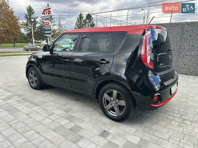 Киа Soul 2018 в Луцке на Automoto.ua Черный Киа Soul, объемом двигателя 0 л и пробегом 100 тыс. км за 10700 $, фото 27 на Automoto.ua