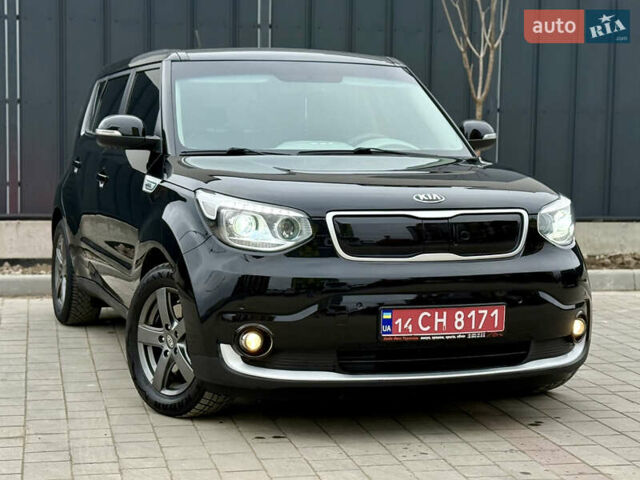 Черный Киа Soul, объемом двигателя 0 л и пробегом 132 тыс. км за 10500 $, фото 2 на Automoto.ua