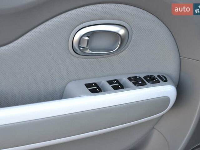 Чорний Кіа Soul, об'ємом двигуна 0 л та пробігом 110 тис. км за 10999 $, фото 14 на Automoto.ua