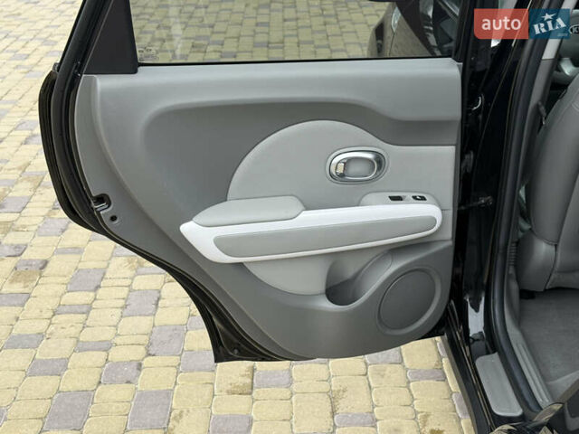 Черный Киа Soul, объемом двигателя 0 л и пробегом 131 тыс. км за 10300 $, фото 42 на Automoto.ua