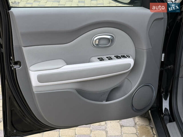 Черный Киа Soul, объемом двигателя 0 л и пробегом 131 тыс. км за 10300 $, фото 33 на Automoto.ua