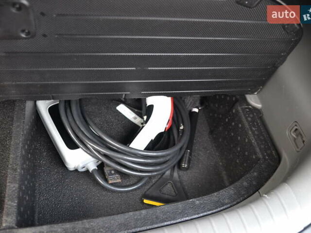 Чорний Кіа Soul, об'ємом двигуна 0 л та пробігом 111 тис. км за 10550 $, фото 31 на Automoto.ua