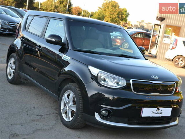 Чорний Кіа Soul, об'ємом двигуна 0 л та пробігом 110 тис. км за 10999 $, фото 3 на Automoto.ua