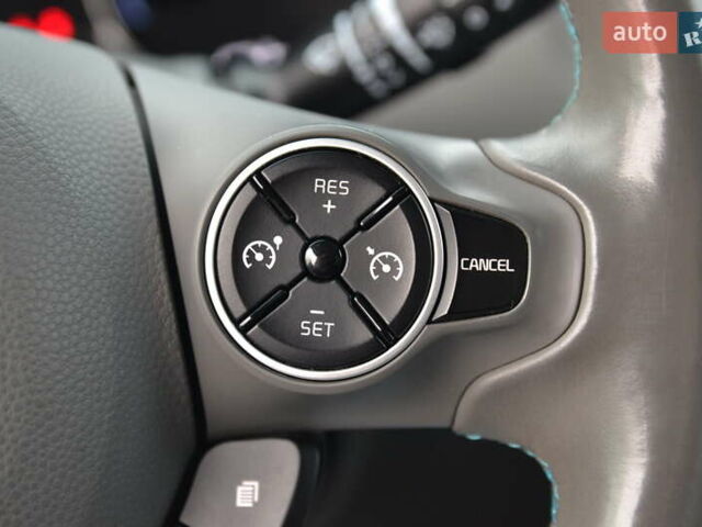 Чорний Кіа Soul, об'ємом двигуна 0 л та пробігом 111 тис. км за 10550 $, фото 27 на Automoto.ua