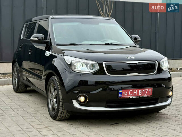 Черный Киа Soul, объемом двигателя 0 л и пробегом 132 тыс. км за 10500 $, фото 11 на Automoto.ua
