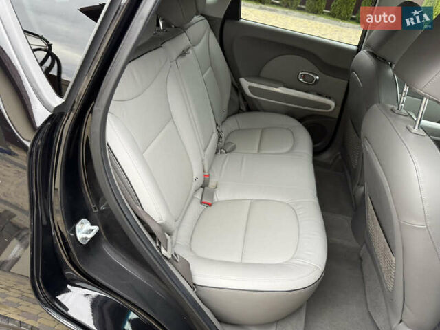 Черный Киа Soul, объемом двигателя 0 л и пробегом 131 тыс. км за 10300 $, фото 53 на Automoto.ua
