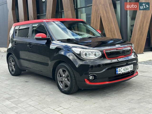 Киа Soul 2018 в Луцке на Automoto.ua Черный Киа Soul, объемом двигателя 0 л и пробегом 100 тыс. км за 10700 $, фото 1 на Automoto.ua