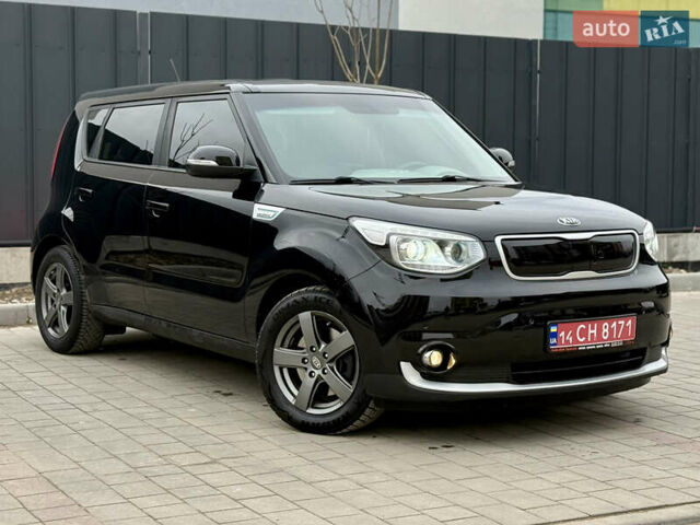 Черный Киа Soul, объемом двигателя 0 л и пробегом 132 тыс. км за 10500 $, фото 3 на Automoto.ua