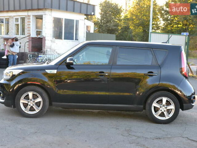 Чорний Кіа Soul, об'ємом двигуна 0 л та пробігом 110 тис. км за 10999 $, фото 11 на Automoto.ua