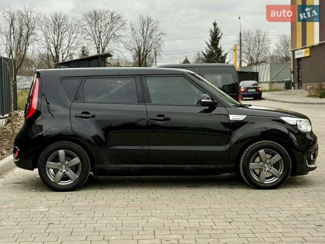 Черный Киа Soul, объемом двигателя 0 л и пробегом 132 тыс. км за 10500 $, фото 13 на Automoto.ua