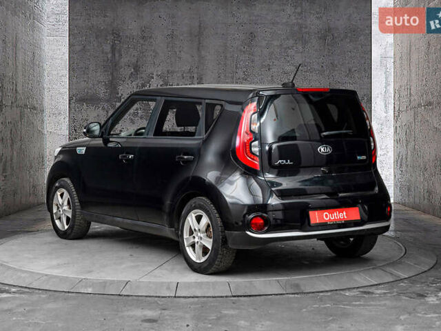 Чорний Кіа Soul, об'ємом двигуна 0 л та пробігом 110 тис. км за 10999 $, фото 39 на Automoto.ua