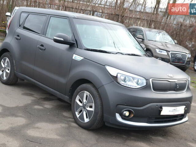 Чорний Кіа Soul, об'ємом двигуна 0 л та пробігом 111 тис. км за 10550 $, фото 3 на Automoto.ua