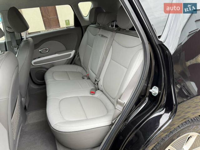 Черный Киа Soul, объемом двигателя 0 л и пробегом 131 тыс. км за 10300 $, фото 41 на Automoto.ua