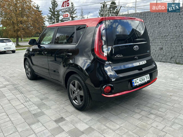 Киа Soul 2018 в Луцке на Automoto.ua Черный Киа Soul, объемом двигателя 0 л и пробегом 100 тыс. км за 10700 $, фото 58 на Automoto.ua