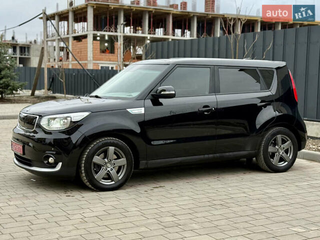 Черный Киа Soul, объемом двигателя 0 л и пробегом 132 тыс. км за 10500 $, фото 7 на Automoto.ua