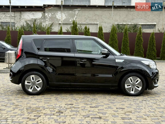 Черный Киа Soul, объемом двигателя 0 л и пробегом 131 тыс. км за 10300 $, фото 11 на Automoto.ua