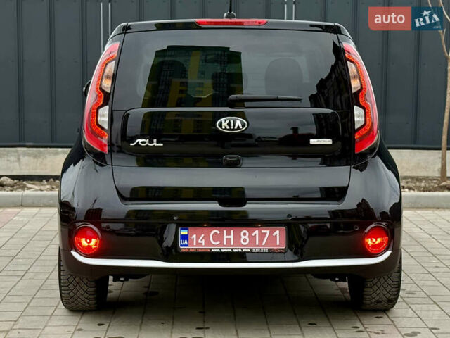Черный Киа Soul, объемом двигателя 0 л и пробегом 132 тыс. км за 10500 $, фото 17 на Automoto.ua