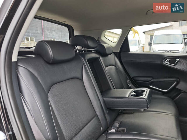 Чорний Кіа Soul, об'ємом двигуна 0 л та пробігом 112 тис. км за 17900 $, фото 57 на Automoto.ua