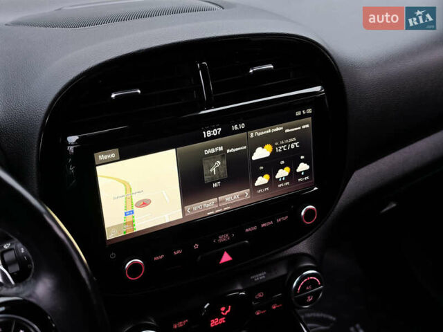 Чорний Кіа Soul, об'ємом двигуна 0 л та пробігом 112 тис. км за 17900 $, фото 38 на Automoto.ua