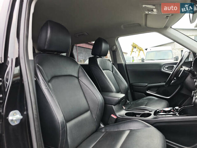 Чорний Кіа Soul, об'ємом двигуна 0 л та пробігом 112 тис. км за 17900 $, фото 62 на Automoto.ua