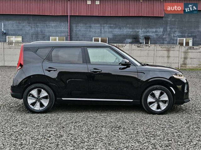 Чорний Кіа Soul, об'ємом двигуна 0 л та пробігом 112 тис. км за 17900 $, фото 6 на Automoto.ua