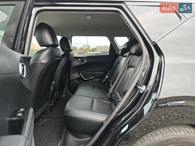 Чорний Кіа Soul, об'ємом двигуна 0 л та пробігом 112 тис. км за 17900 $, фото 50 на Automoto.ua