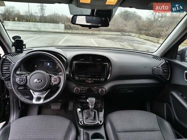 Чорний Кіа Soul, об'ємом двигуна 2 л та пробігом 46 тис. км за 16500 $, фото 11 на Automoto.ua