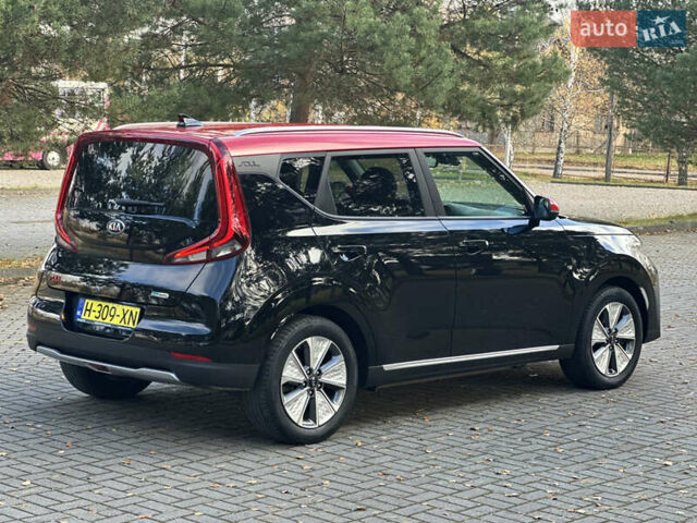 Черный Киа Soul, объемом двигателя 0 л и пробегом 100 тыс. км за 18800 $, фото 11 на Automoto.ua