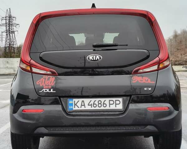 Чорний Кіа Soul, об'ємом двигуна 2 л та пробігом 46 тис. км за 16500 $, фото 3 на Automoto.ua