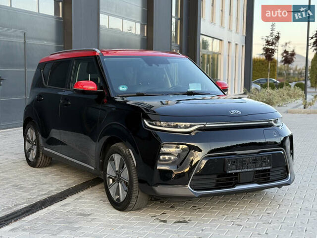 Чорний Кіа Soul, об'ємом двигуна 0 л та пробігом 110 тис. км за 18100 $, фото 2 на Automoto.ua