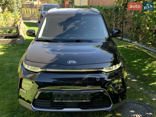 Черный Киа Soul, объемом двигателя 0 л и пробегом 79 тыс. км за 19299 $, фото 3 на Automoto.ua