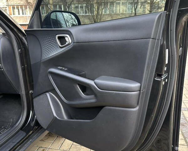 Черный Киа Soul, объемом двигателя 2 л и пробегом 81 тыс. км за 14650 $, фото 29 на Automoto.ua