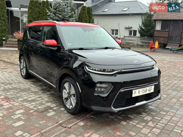Черный Киа Soul, объемом двигателя 0 л и пробегом 128 тыс. км за 17999 $, фото 11 на Automoto.ua