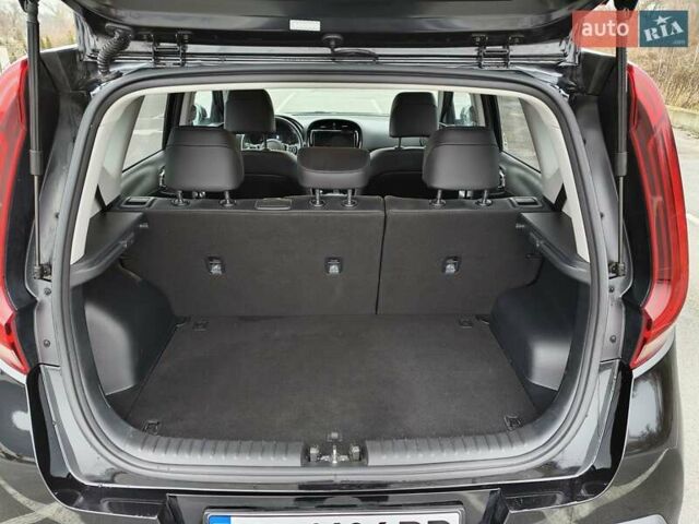 Чорний Кіа Soul, об'ємом двигуна 2 л та пробігом 46 тис. км за 16500 $, фото 19 на Automoto.ua