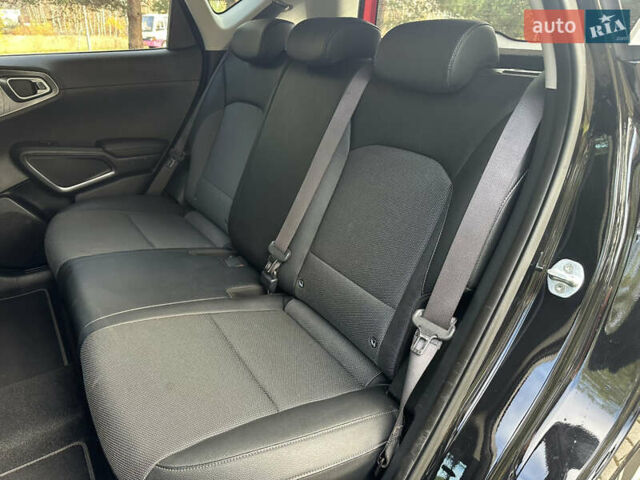 Черный Киа Soul, объемом двигателя 0 л и пробегом 100 тыс. км за 18800 $, фото 34 на Automoto.ua