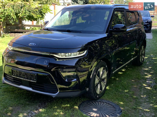 Черный Киа Soul, объемом двигателя 0 л и пробегом 79 тыс. км за 19299 $, фото 2 на Automoto.ua