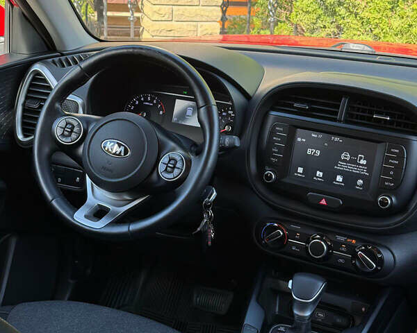 Черный Киа Soul, объемом двигателя 0 л и пробегом 72 тыс. км за 14800 $, фото 18 на Automoto.ua