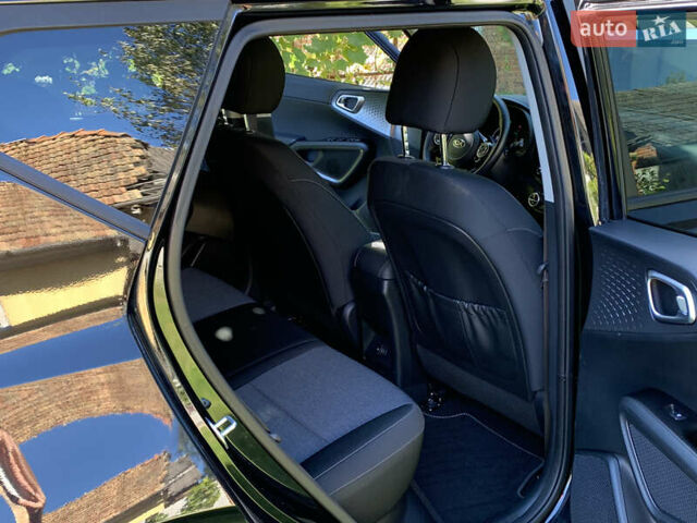 Черный Киа Soul, объемом двигателя 0 л и пробегом 79 тыс. км за 19299 $, фото 41 на Automoto.ua