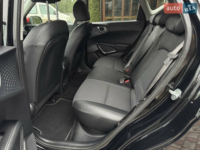 Черный Киа Soul, объемом двигателя 0 л и пробегом 128 тыс. км за 17999 $, фото 35 на Automoto.ua