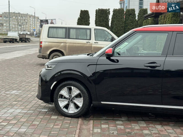 Черный Киа Soul, объемом двигателя 0 л и пробегом 128 тыс. км за 17999 $, фото 22 на Automoto.ua