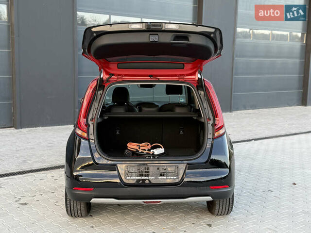 Чорний Кіа Soul, об'ємом двигуна 0 л та пробігом 110 тис. км за 18100 $, фото 9 на Automoto.ua