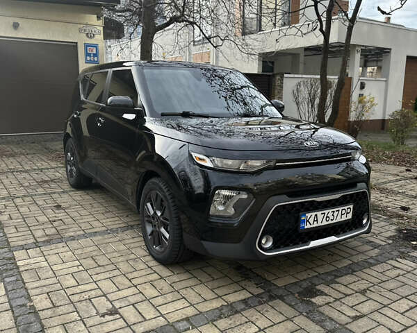 Черный Киа Soul, объемом двигателя 2 л и пробегом 81 тыс. км за 14650 $, фото 2 на Automoto.ua